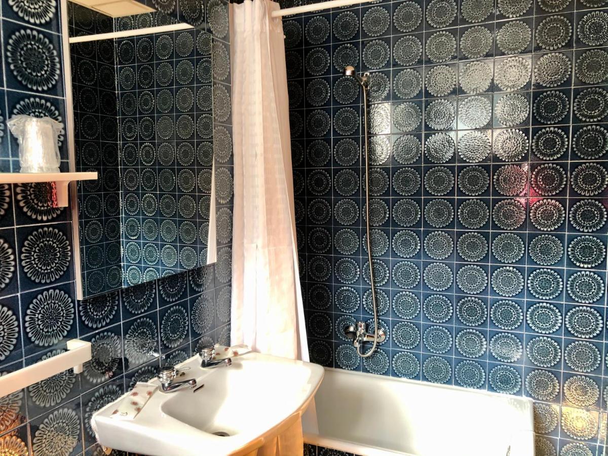 Hostal Pirineos Meliz Bielsa Buitenkant foto